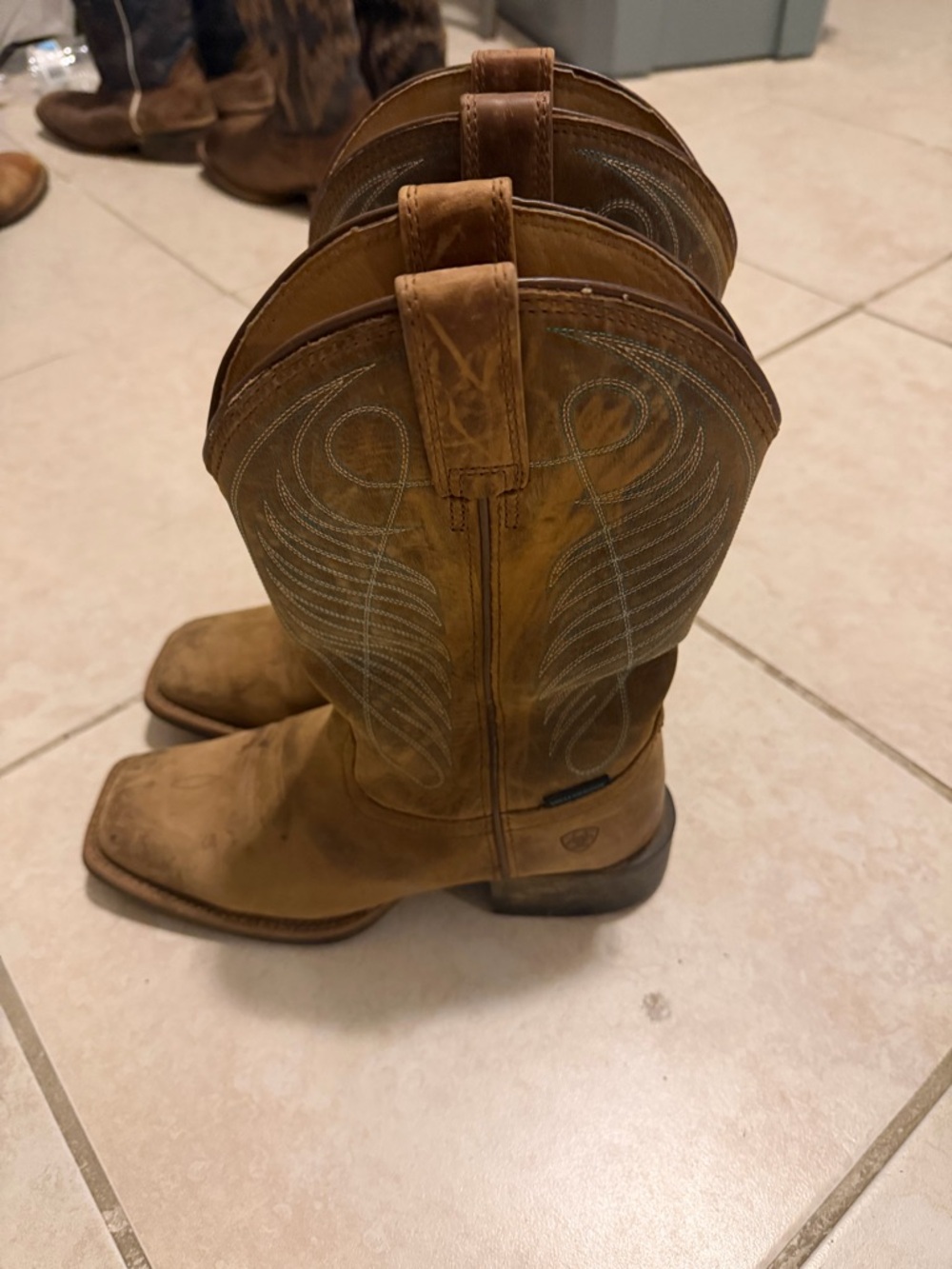 Women Ariat Tan Leather Western Work Boots size 6.5 - Picture 4 of 4